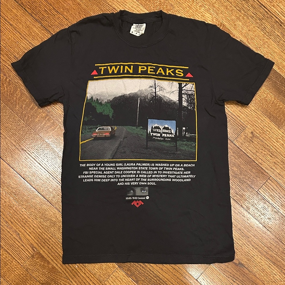 “Twin Peaks” Black Unisex Graphic T-Shirt - Small, NWOT